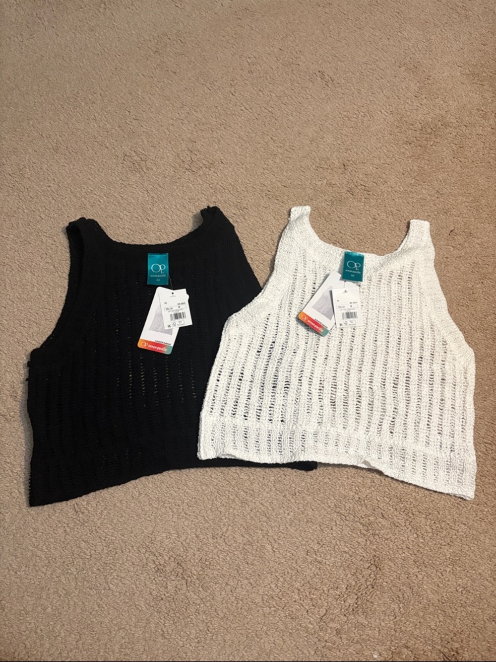 LOT Women’s Cropped Knit Tank Top - Black and White